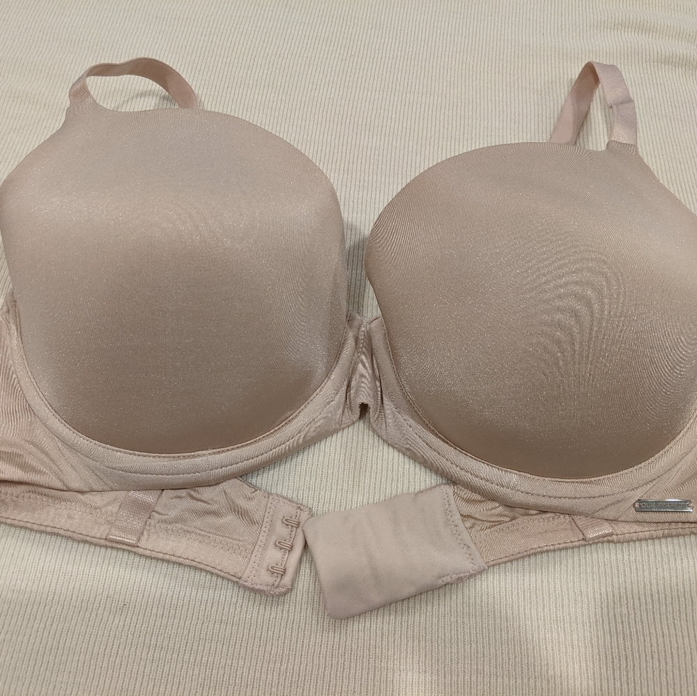 BOGO EUC H&M Lined Underwire Bra 36D